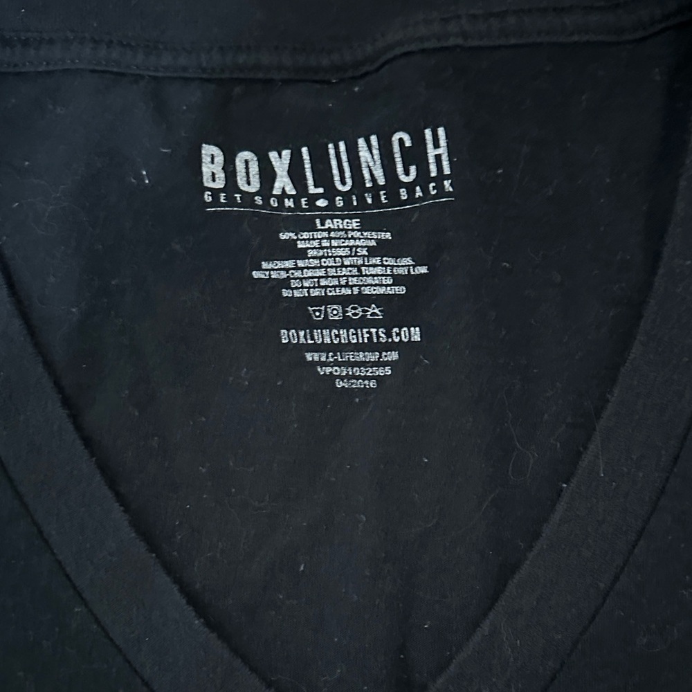 Black V-Neck Graphic Tee - Picture 2 of 3